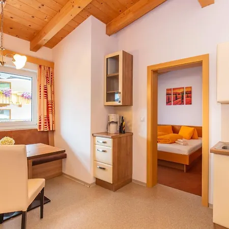 Casa Bianco Apartment *